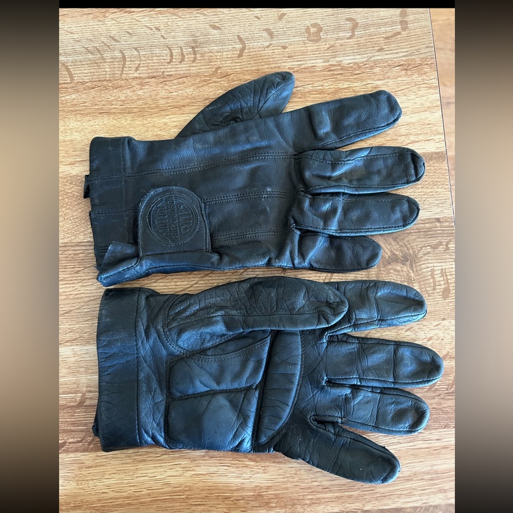 HD Black Leather Gloves